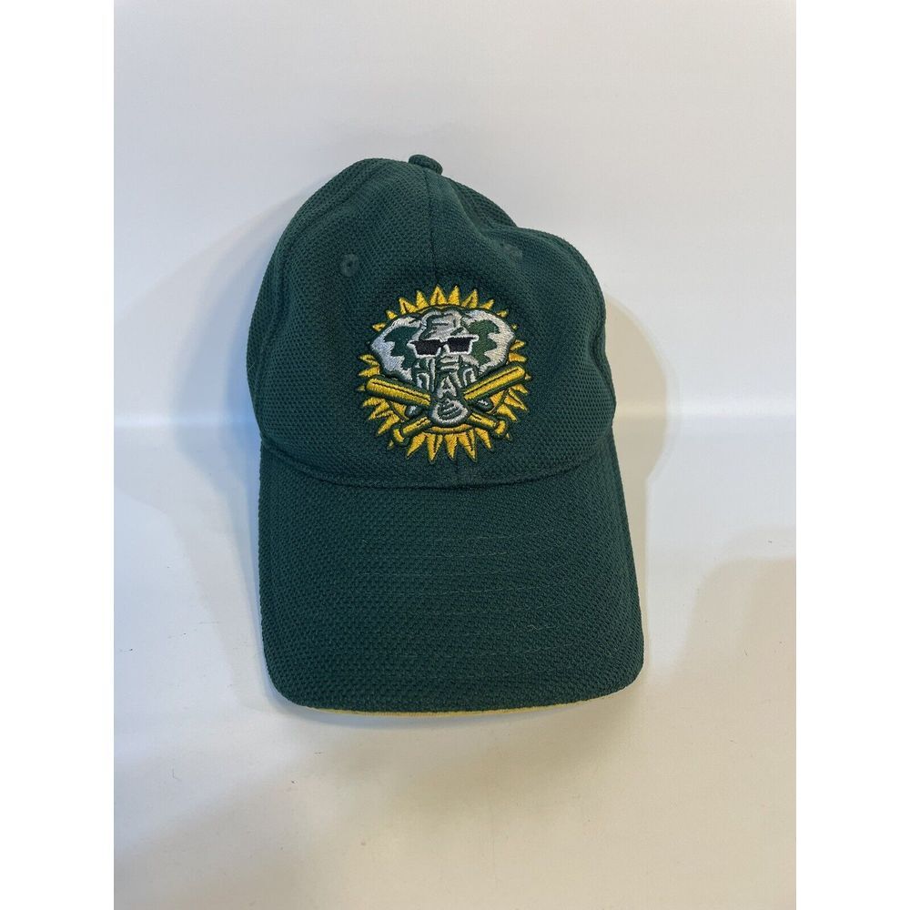 Oakland Athletics As Stomper Mesh Fitted Cap Hat New Era 3930 small medium